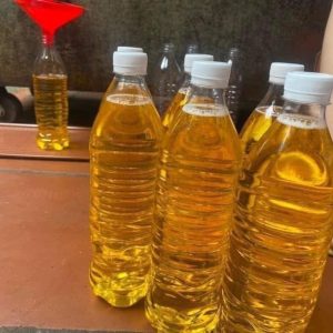 Dầu lạc ép thủ công nguyên chất